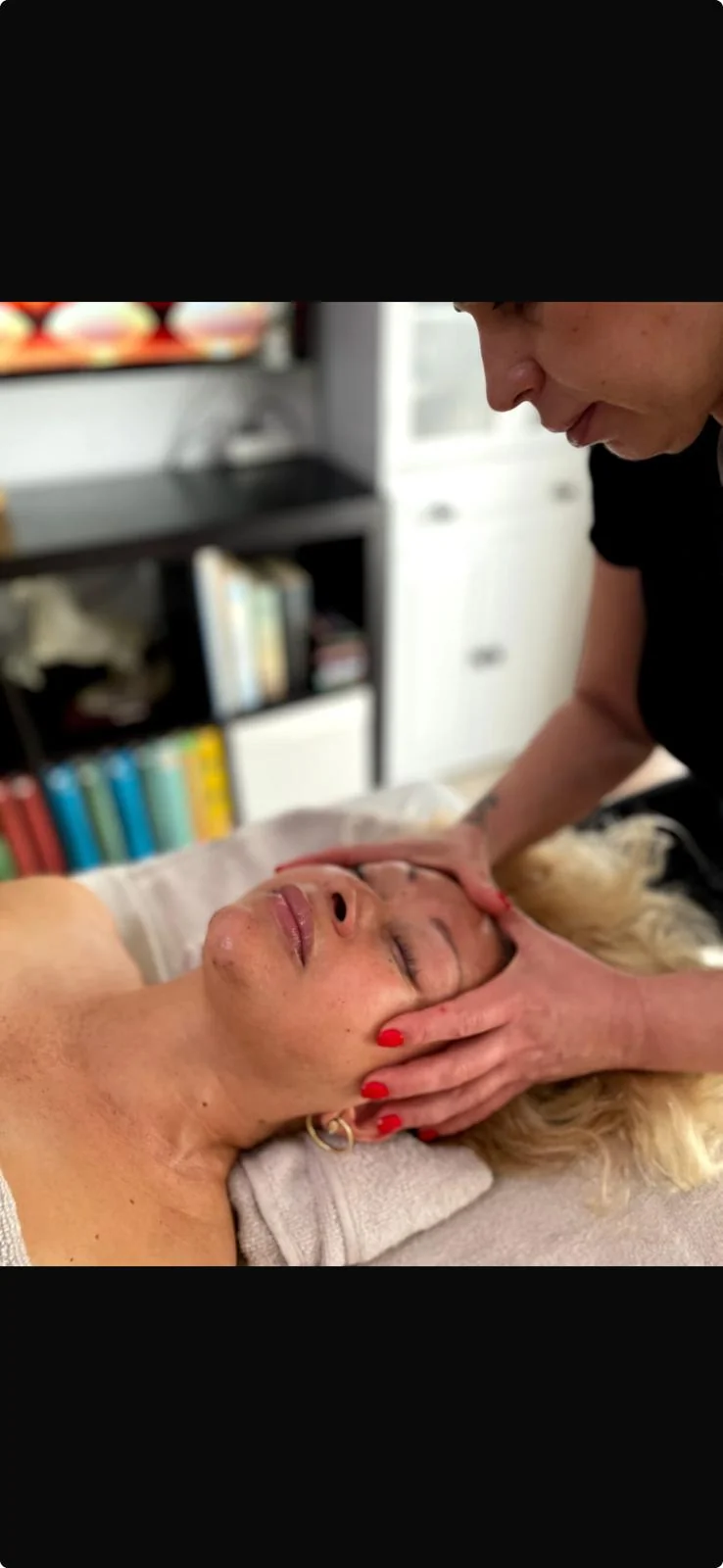 Facial massage therapy in Marbella